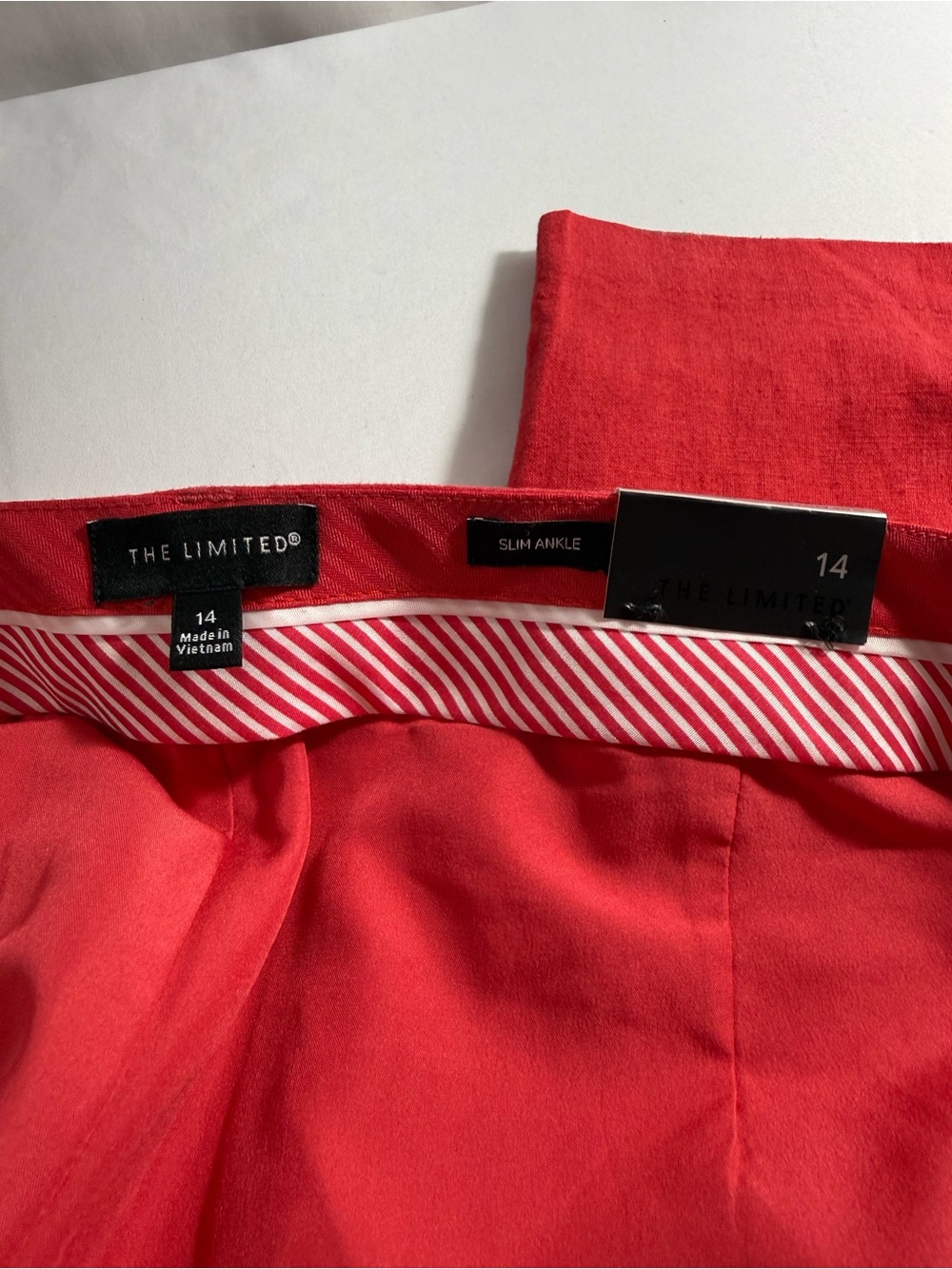 Women’s Red Casual Linen Blend Pants - Picture 5 of 10